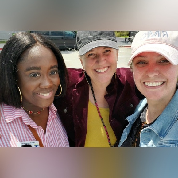 Meet your Posher, Cat - Picture 7 of 9